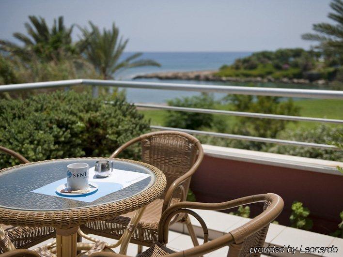 Sentido Kouzalis Beach Hotel بروتاراس المطعم الصورة